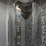 Apartment Luxurious - Casa Valentina - Rent2u, Lda