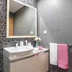 Luxurious - Casa Valentina - Rent2u, Lda * Funchal (Madeira)