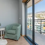 Luxurious - Casa Valentina - Rent2u, Lda Apartment *