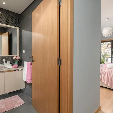 Luxurious - Casa Valentina - Rent2u, Lda Apartment