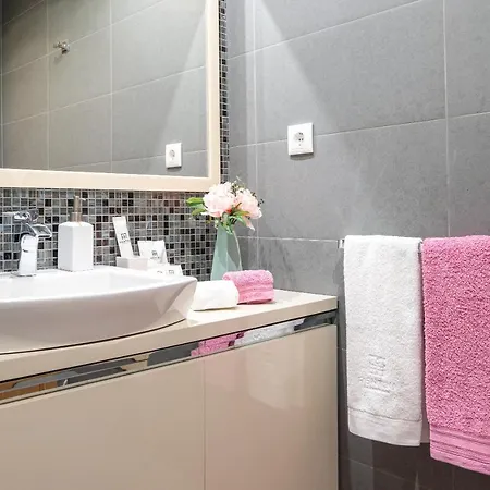 Apartamento Luxurious - Casa Valentina - Rent2u, Lda