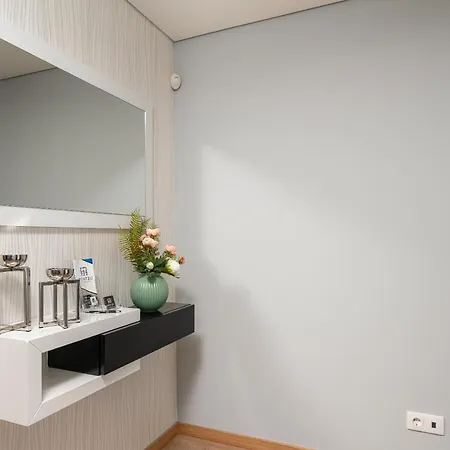 Apartment Luxurious - Casa Valentina - Rent2u, Lda