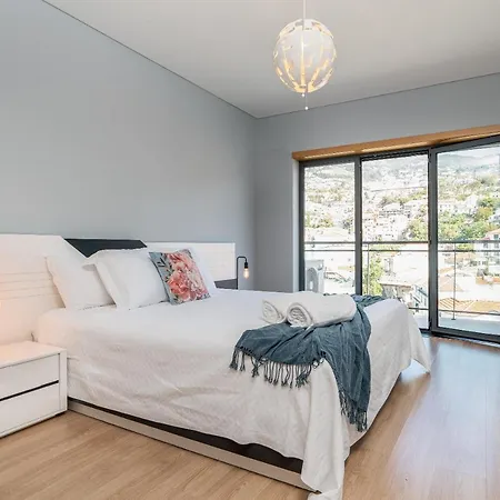 Apartment Luxurious - Casa Valentina - Rent2u, Lda