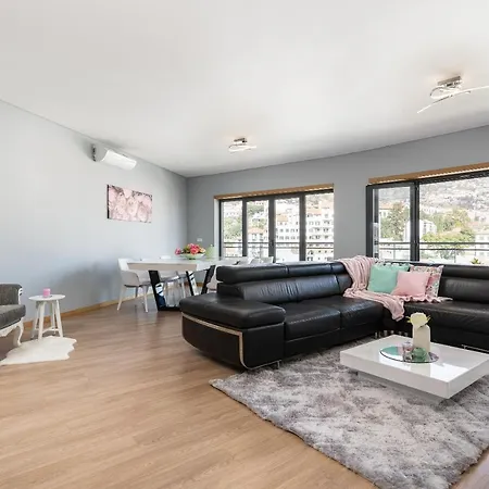 Luxurious - Casa Valentina - Rent2u, Lda Apartamento Funchal (Madeira)