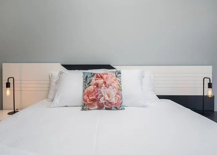 아파트 Luxurious - Casa Valentina - Rent2u, Lda *