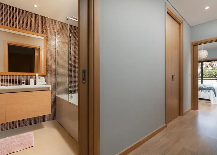 Luxurious - Casa Valentina - Rent2u, Lda 푼샬