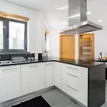 Luxurious - Casa Valentina - Rent2u, Lda * Funchal (Madeira)