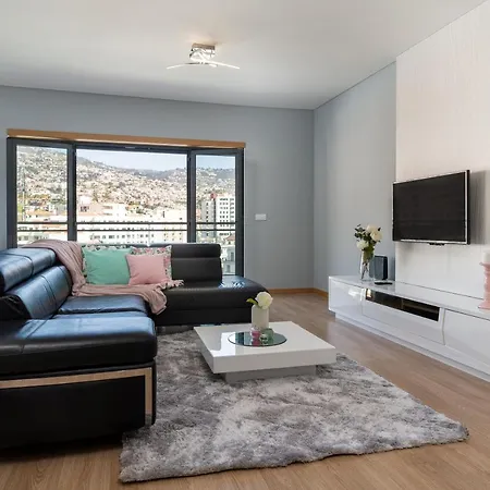 Lejlighed Luxurious - Casa Valentina - Rent2u, Lda