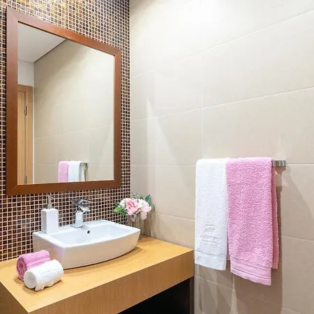 Luxurious - Casa Valentina - Rent2u, Lda * 푼샬