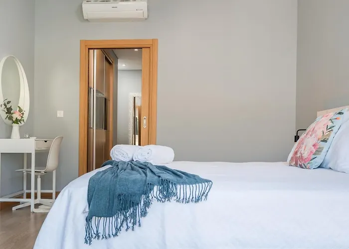 Daire Luxurious - Casa Valentina - Rent2u, Lda *