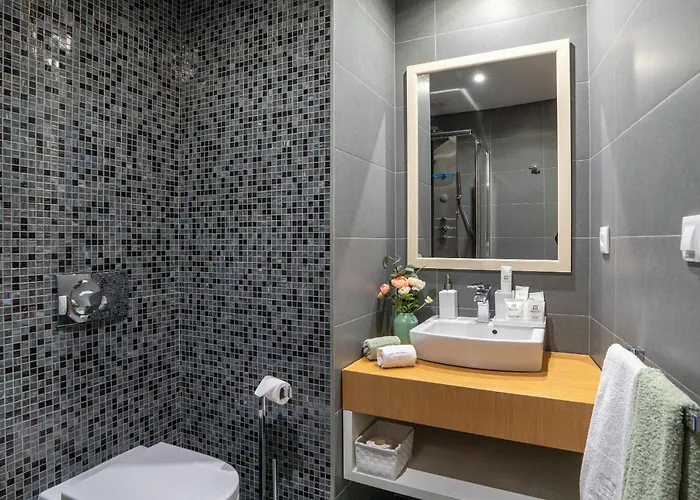 Daire Luxurious - Casa Valentina - Rent2u, Lda *
